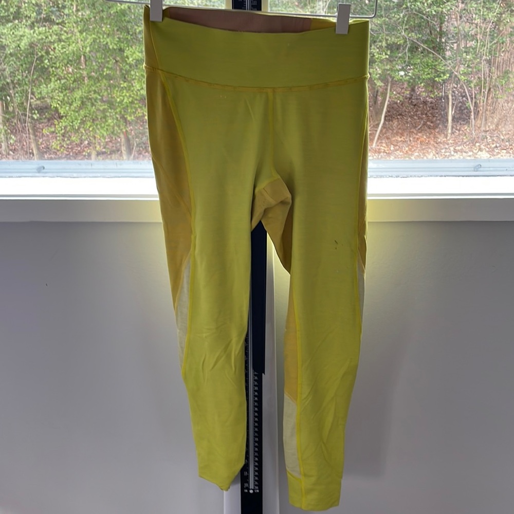 Outdoor Voices Leggings size WOMEN SMALL S